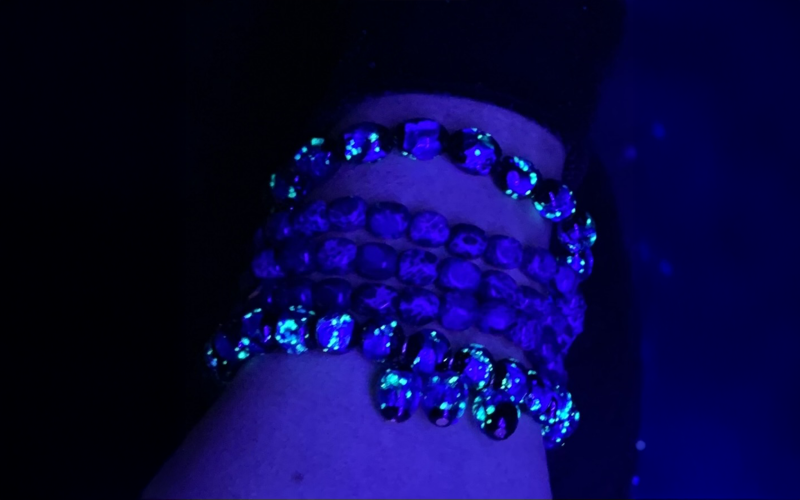 Andromède bracelet fluo - Perles Lucioles.com
